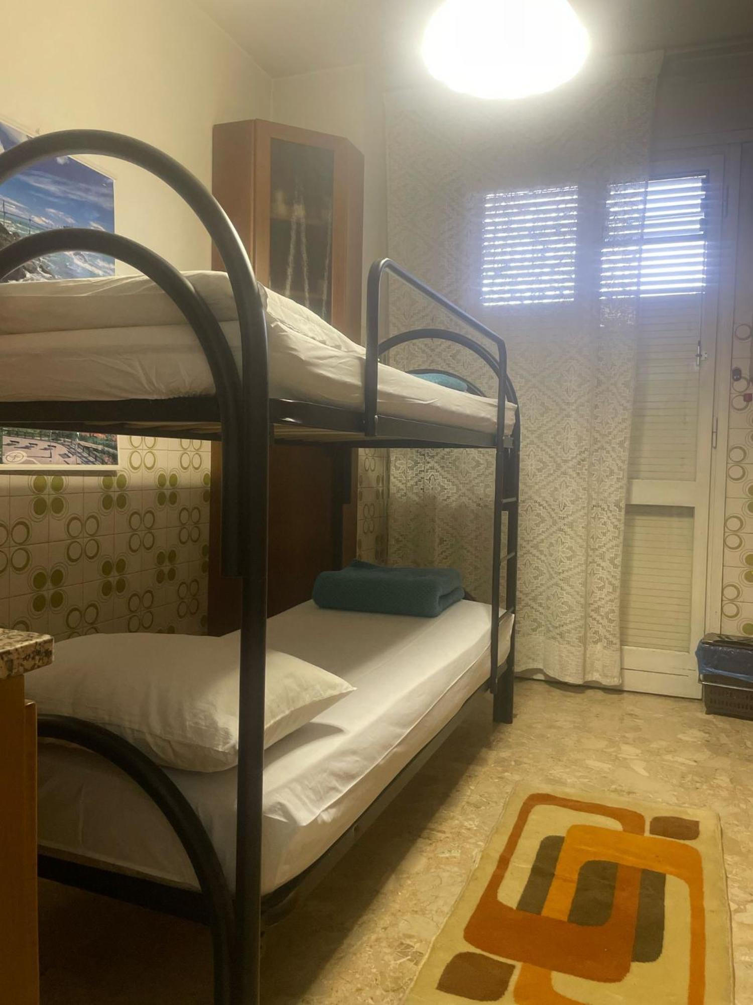 Lovehome Liebeshotel *